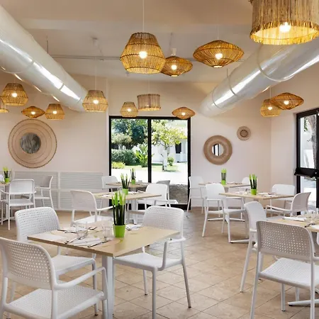 Voi Le Muse Essentia Üdülőpark 4*