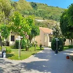 Voi Le Muse Essentia 假日公园 4*