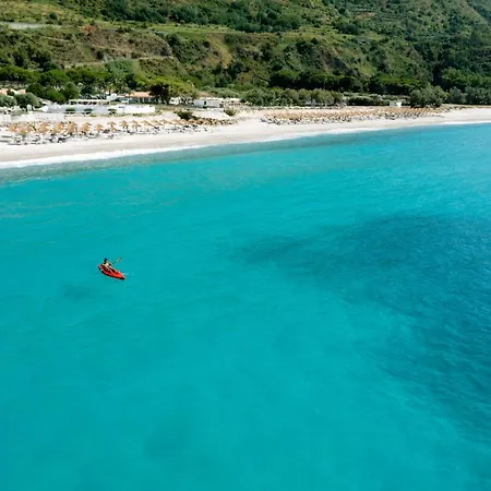 Aldeamento Turístico Voi Le Muse Essentia
